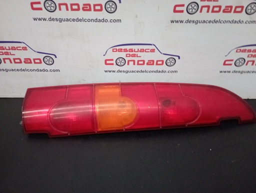 [153671] PILOTO TRASERO IZQUIERDO