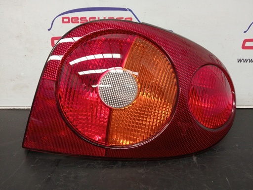 [185458] PILOTO TRASERO DERECHO