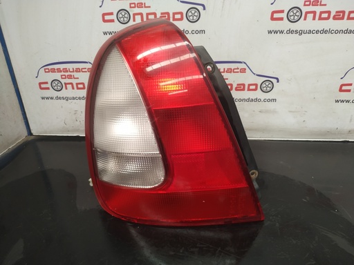 [217087] PILOTO TRASERO IZQUIERDO