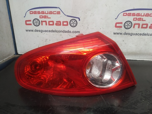 [217068] PILOTO TRASERO IZQUIERDO