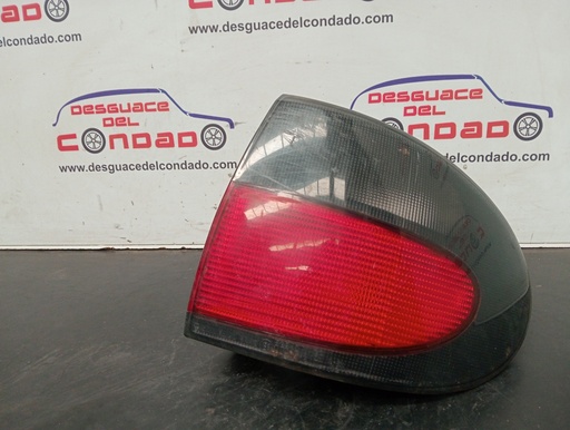 [196284] PILOTO TRASERO DERECHO