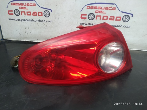 [213419] PILOTO TRASERO IZQUIERDO