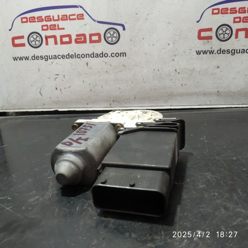 [173067] MOTOR ELEVALUNAS DELANTERO IZQUIERDO