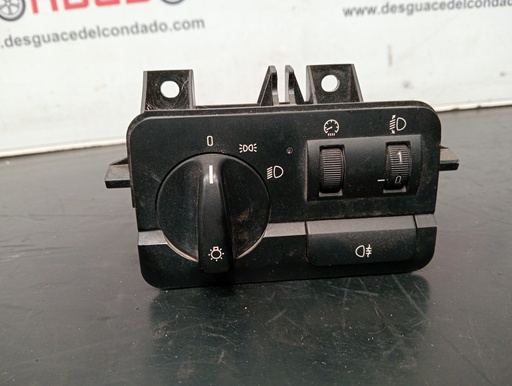 [165896] MANDO LUCES