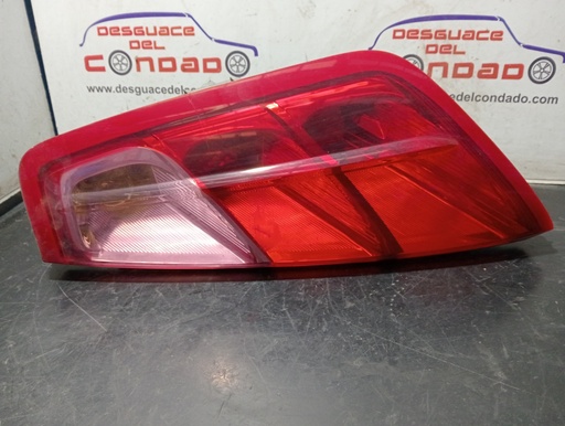 [208080] PILOTO TRASERO DERECHO
