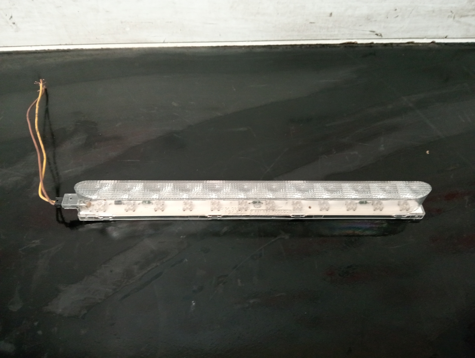 LUZ CENTRAL DE FRENO