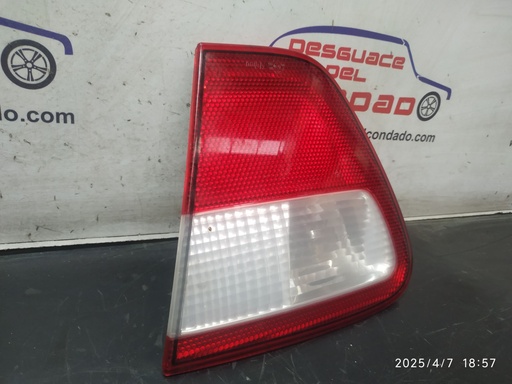 [210201] PILOTO TRASERO DERECHO INTERIOR