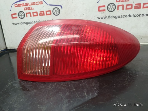 [212152] PILOTO TRASERO DERECHO