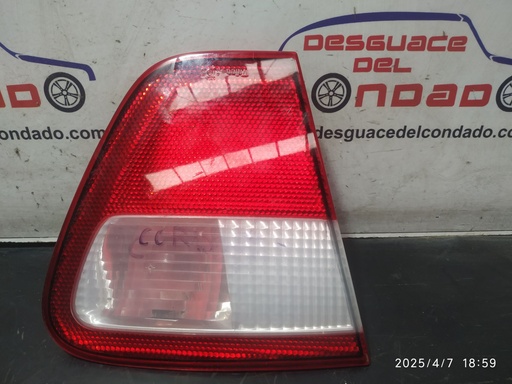 [210242] PILOTO TRASERO IZQUIERDO INTERIOR