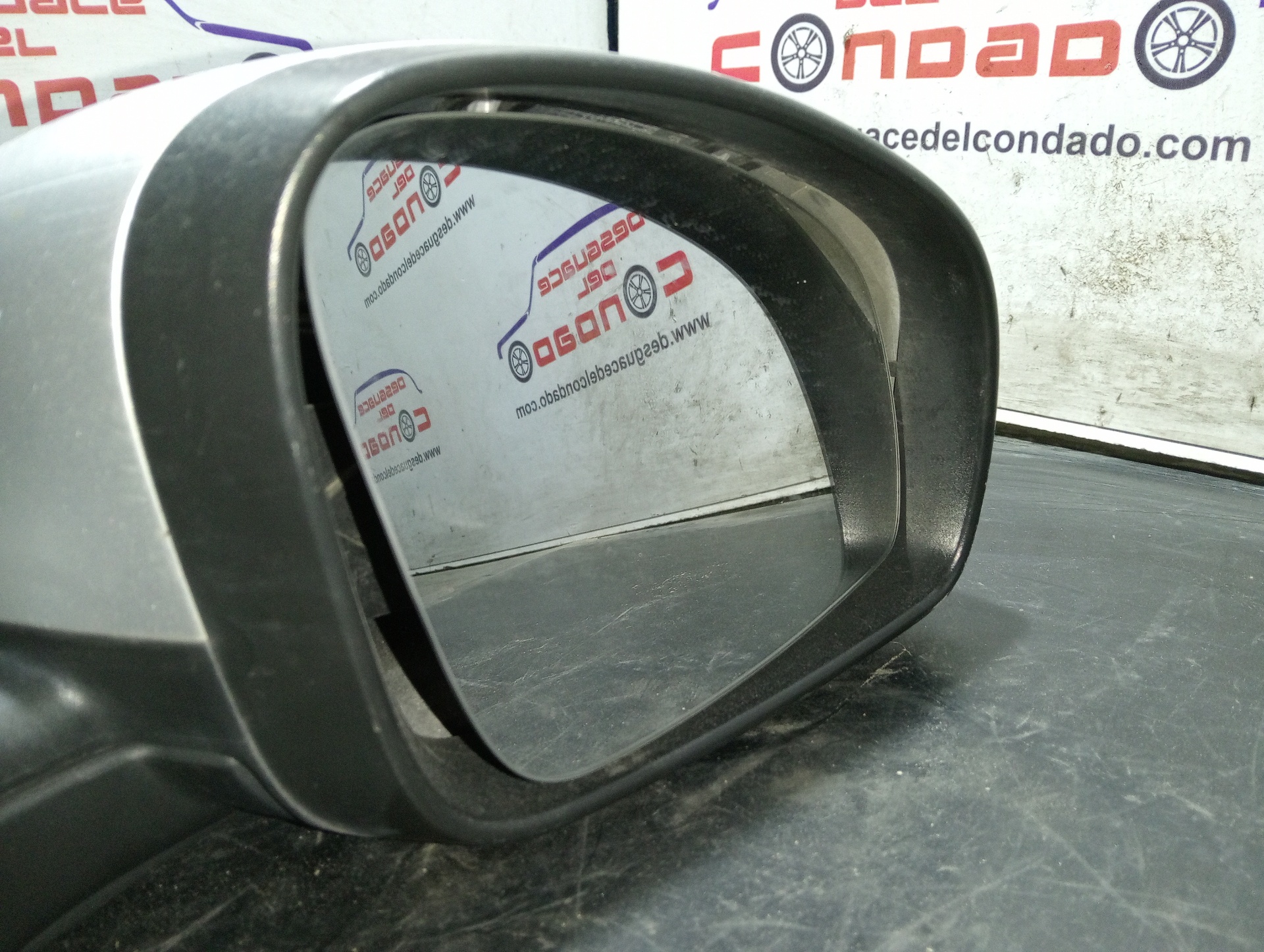 RETROVISOR DERECHO