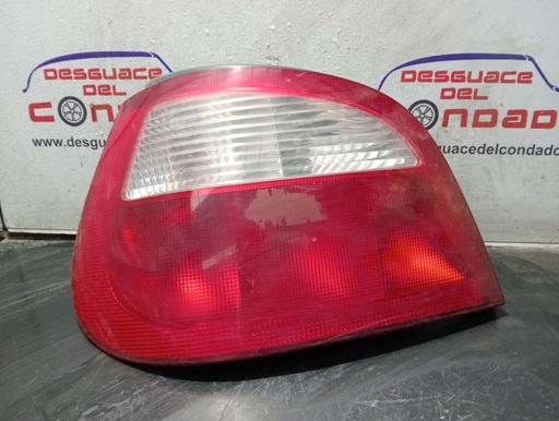 [210437] PILOTO TRASERO IZQUIERDO