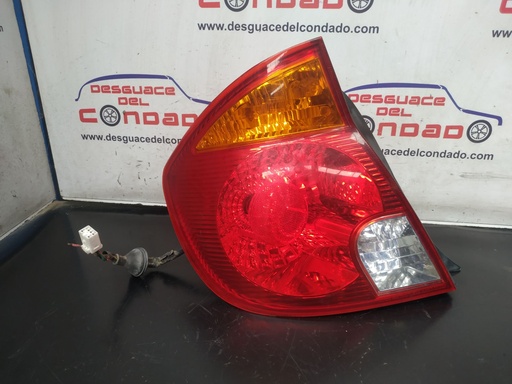 [215823] PILOTO TRASERO IZQUIERDO