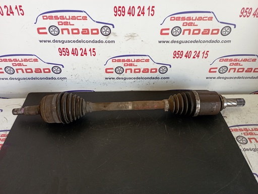 [137517] TRANSMISION DELANTERA IZQUIERDA