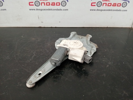 [185745] ELEVALUNAS TRASERO IZQUIERDO