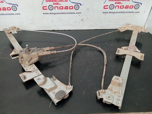 [143102] ELEVALUNAS DELANTERO IZQUIERDO