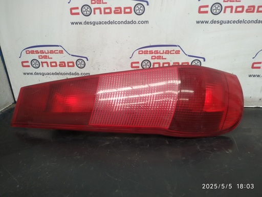 [213423] PILOTO TRASERO IZQUIERDO