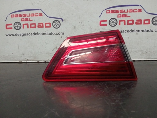 [200178] PILOTO TRASERO IZQUIERDO INTERIOR