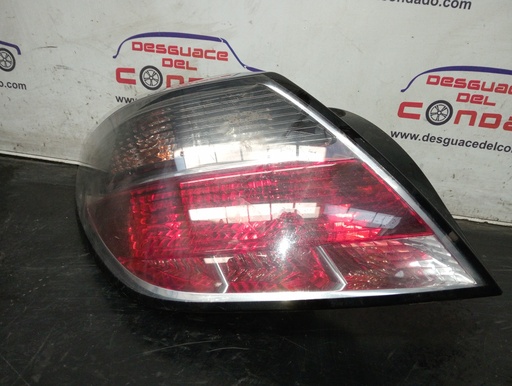 [209909] PILOTO TRASERO IZQUIERDO