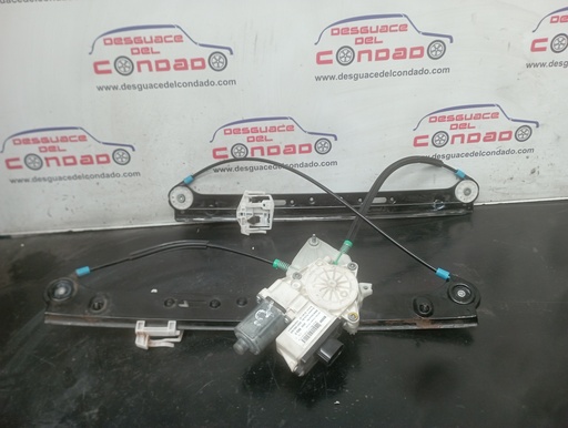 [194609] ELEVALUNAS DELANTERO IZQUIERDO