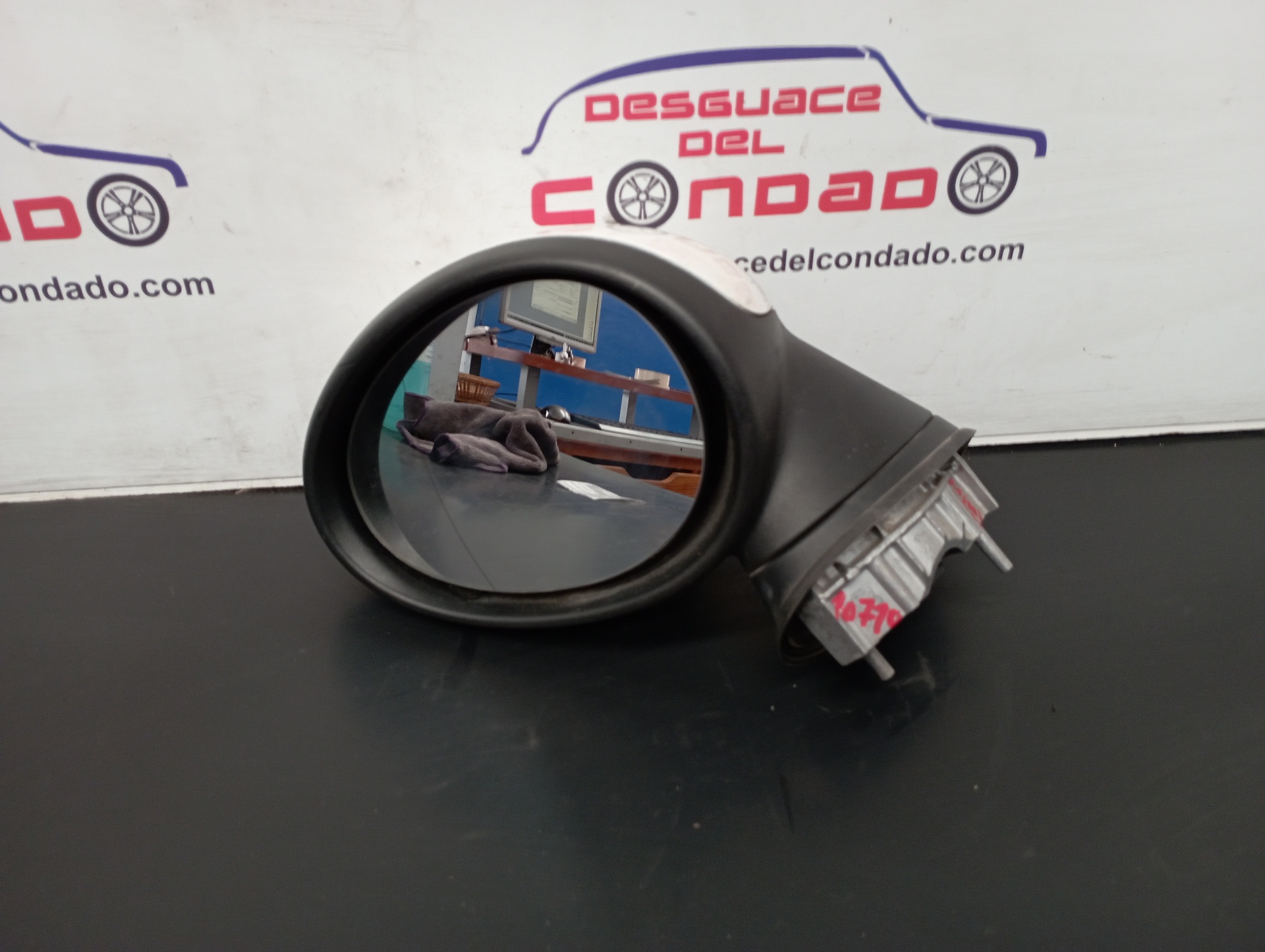 RETROVISOR IZQUIERDO