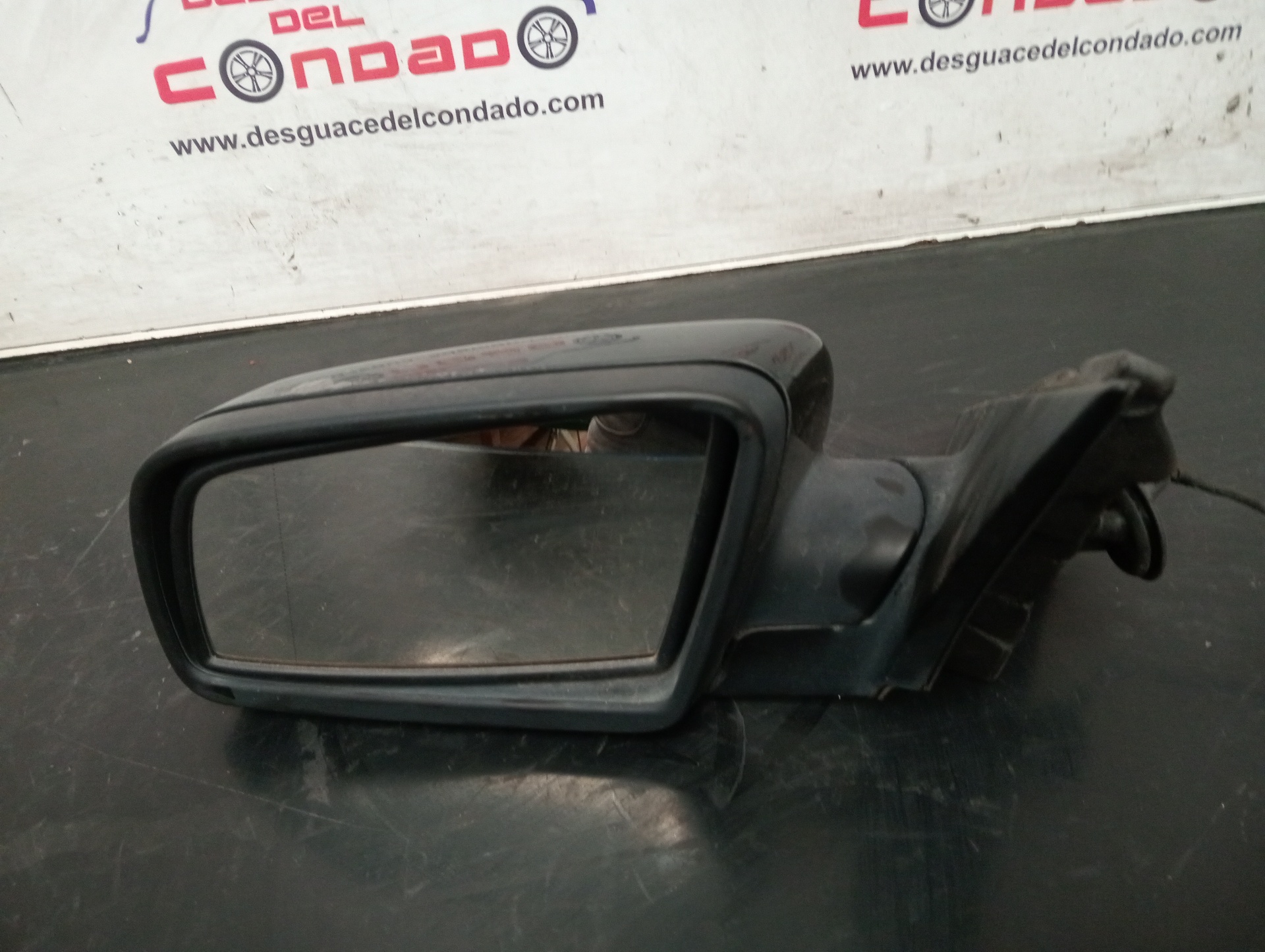 RETROVISOR IZQUIERDO