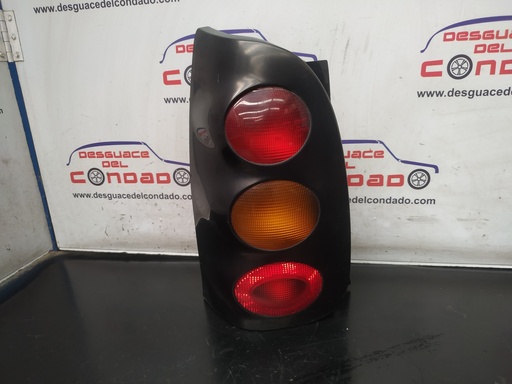 [219690] PILOTO TRASERO IZQUIERDO