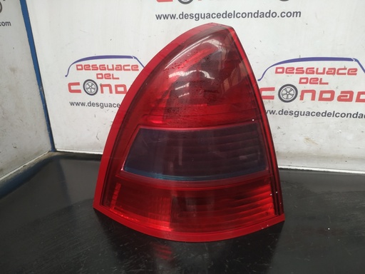 [174051] PILOTO TRASERO IZQUIERDO