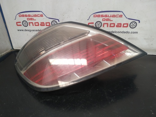 [177239] PILOTO TRASERO IZQUIERDO